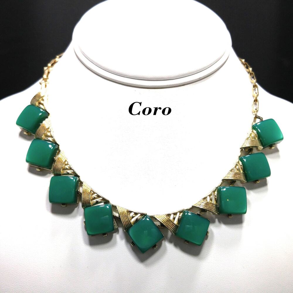 Vintage Coro Green Moonglow Lucite Choker Necklace Gold Tone 16”